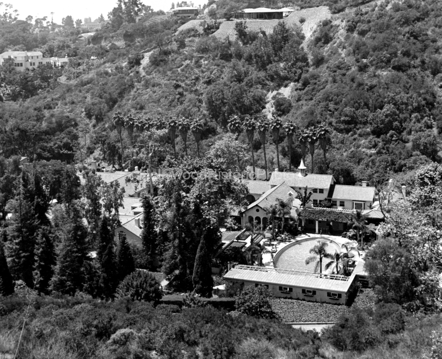 Hotel Bel-Air 1952 3 WM.jpg